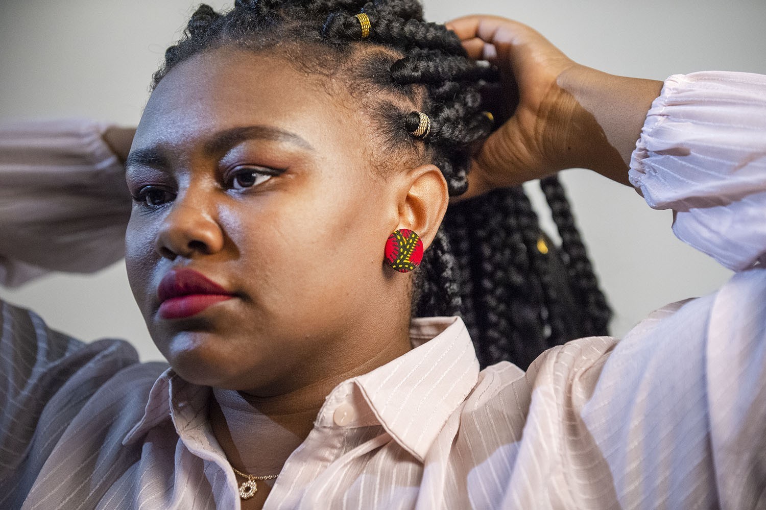 Boucles d'oreilles rouges en wax