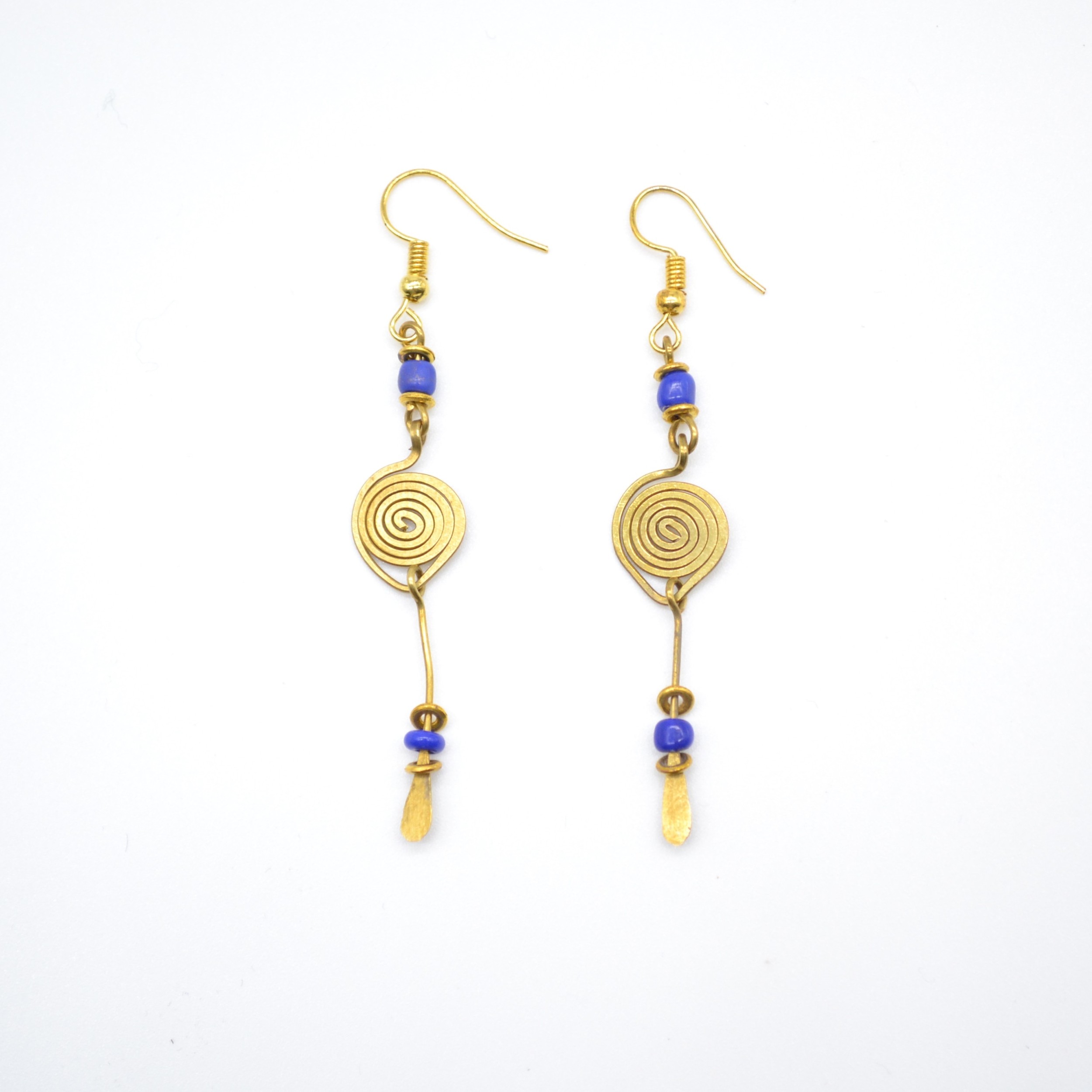 Boucles d'oreilles africaines en bronze et perles bleues