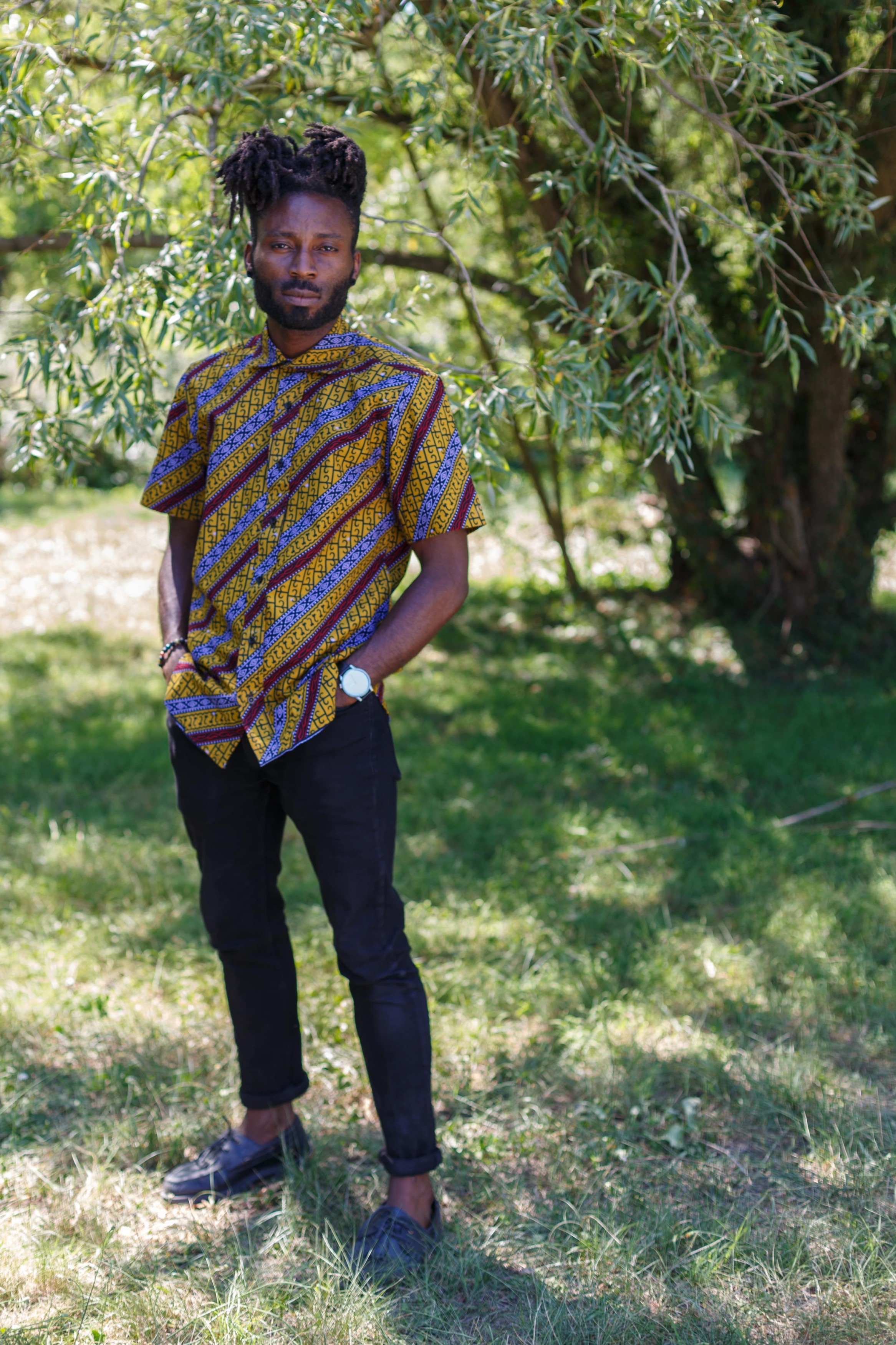 Chemise en tissu wax Jaune, bleu et rouge