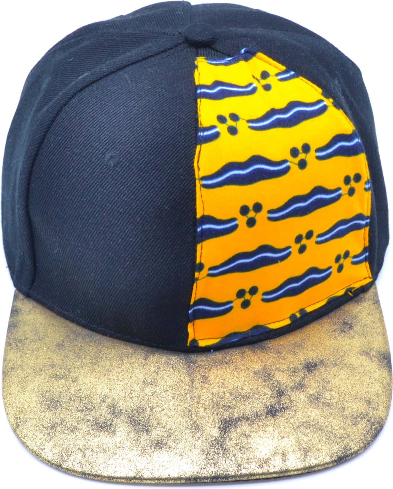 Casquette customisée avec tissu wax jaune