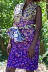 Robe portefeuille en tissu wax à motifs circulaires violets