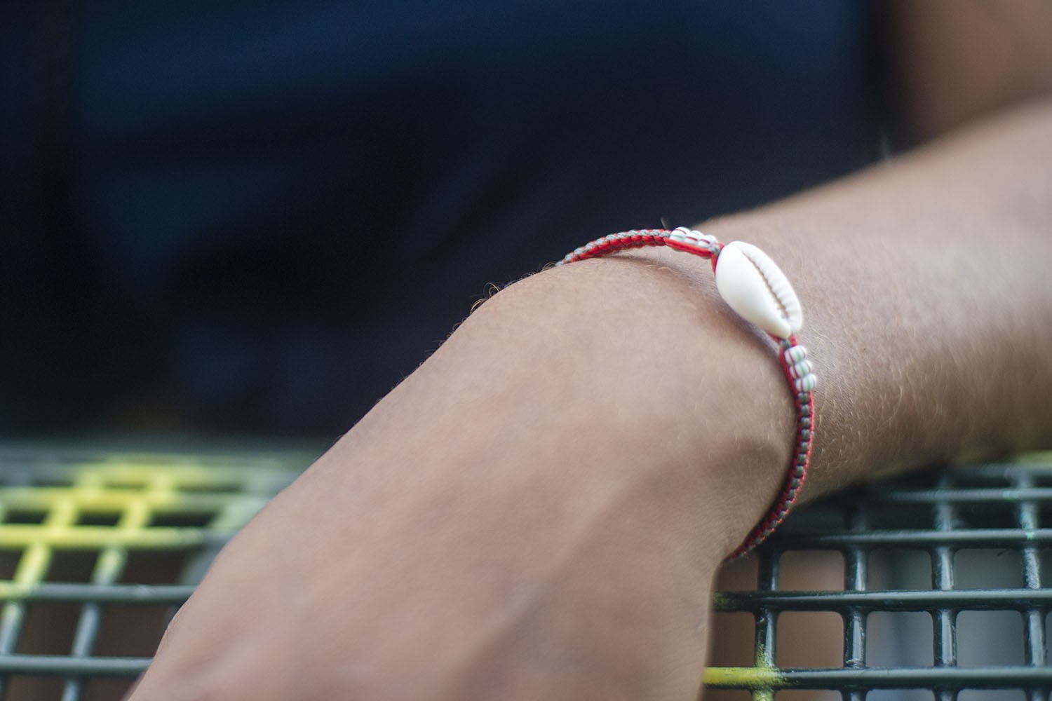 Bracelet réglable décoré de Cauris