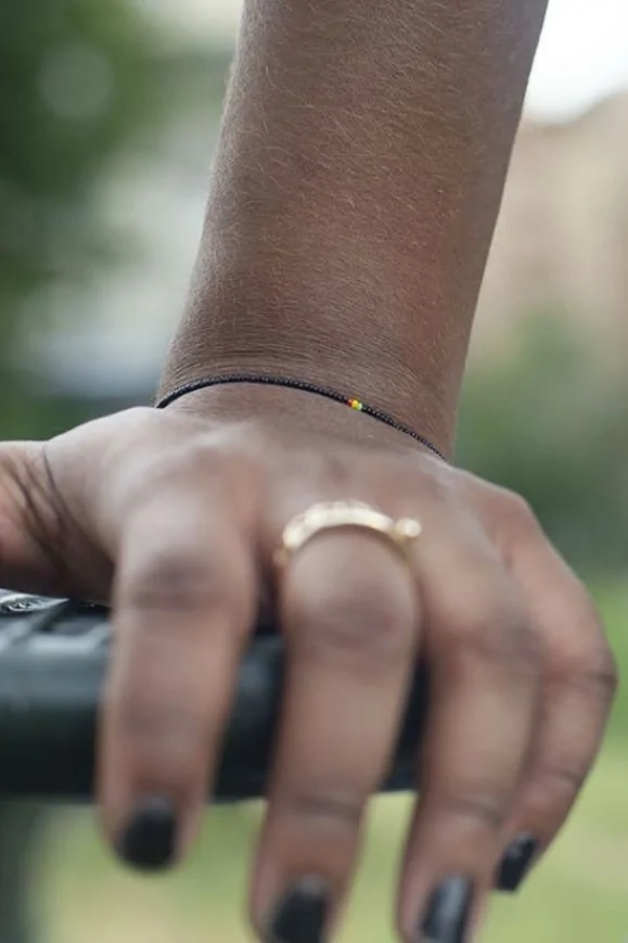 Bracelet de petites noires