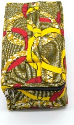 Trousse de toilette rectangulaire jaune et marron en tissu wax Trousse de toilette rectangulaire jaune et marron en tissu wax