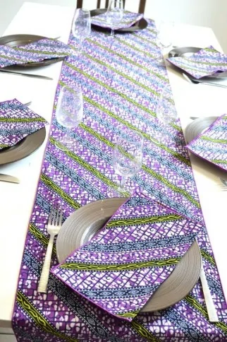 Chemin de table en wax avec serviettes