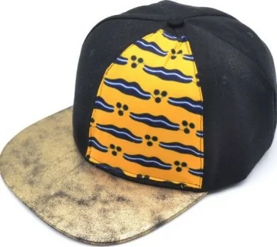 Casquette customisée avec tissu wax jaune