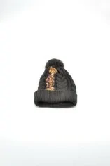 Bonnet customisé avec tissu wax