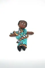 Poupée avec habits en tissu wax bleu