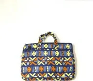 Pochette d'ordinateur motifs bogolan en tissu wax