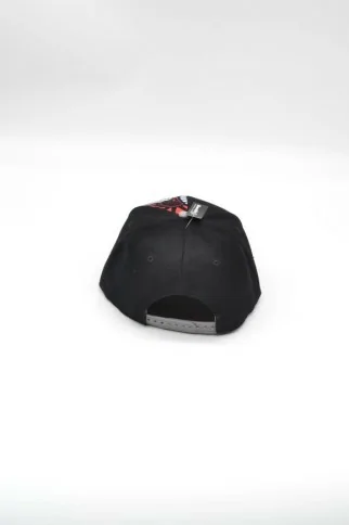 Casquette blanche et grise customisée avec tissu wax