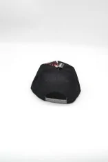 Casquette blanche et grise customisée avec tissu wax