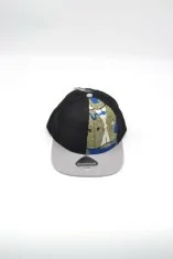 Casquette noire et grise avec tissu wax bleu, blanc et jaune