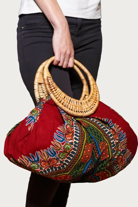 Sac à main rouge et multicolor en tissu wax