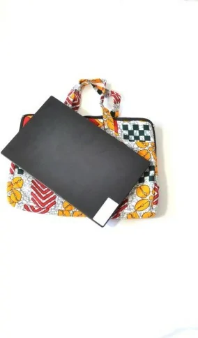 Pochette d'ordinateur en tissu wax rouge et orange