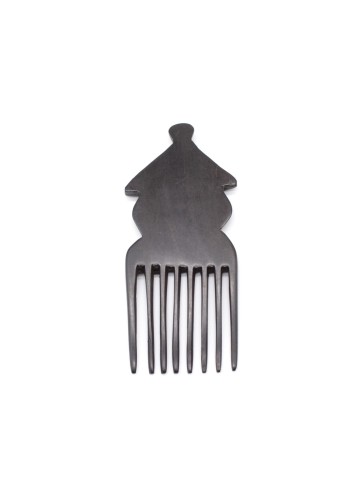 Peigne en bois d'ébène forme case africaine
