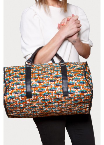 Sac à Main et de Voyage en Tissu Wax : Alliez Élégance et Fonctionnalité au Quotidien Sac à Main et de Voyage en Tissu Wax : Alliez Élégance et Fonctionnalité au Quotidien