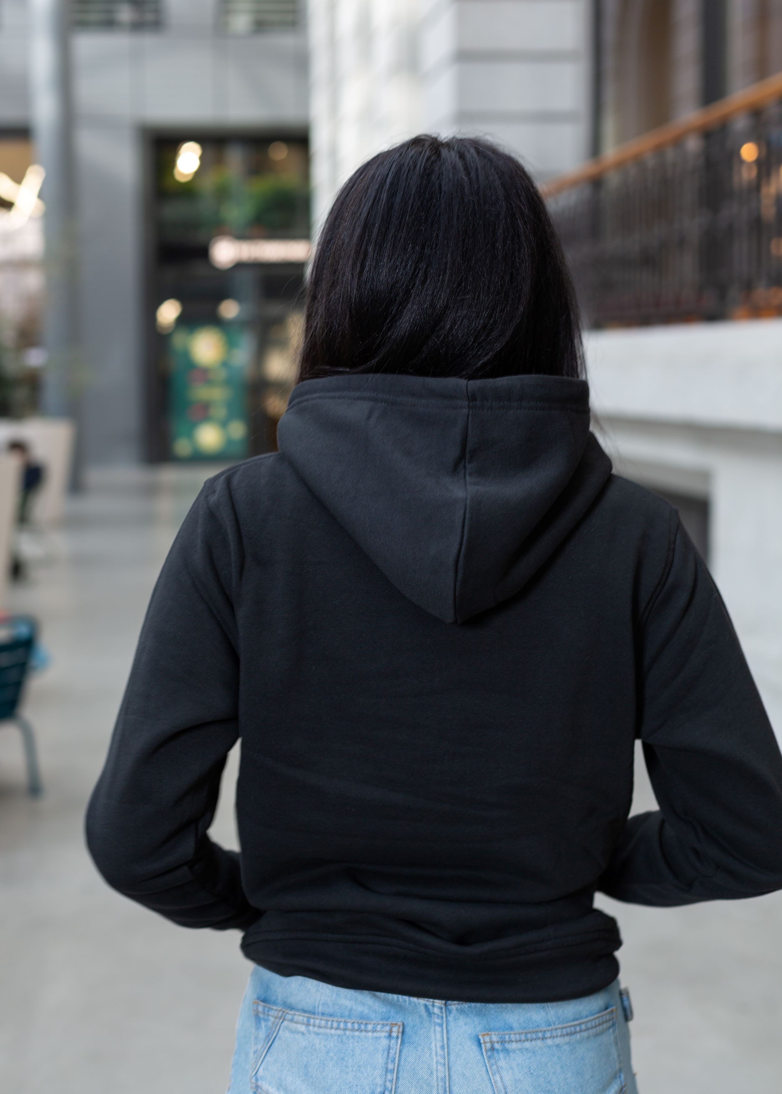 Sweat à Capuche Customisé avec tissu wax violet