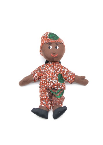Poupée de chiffon avec habits tissu wax rouge et vert avec bandana