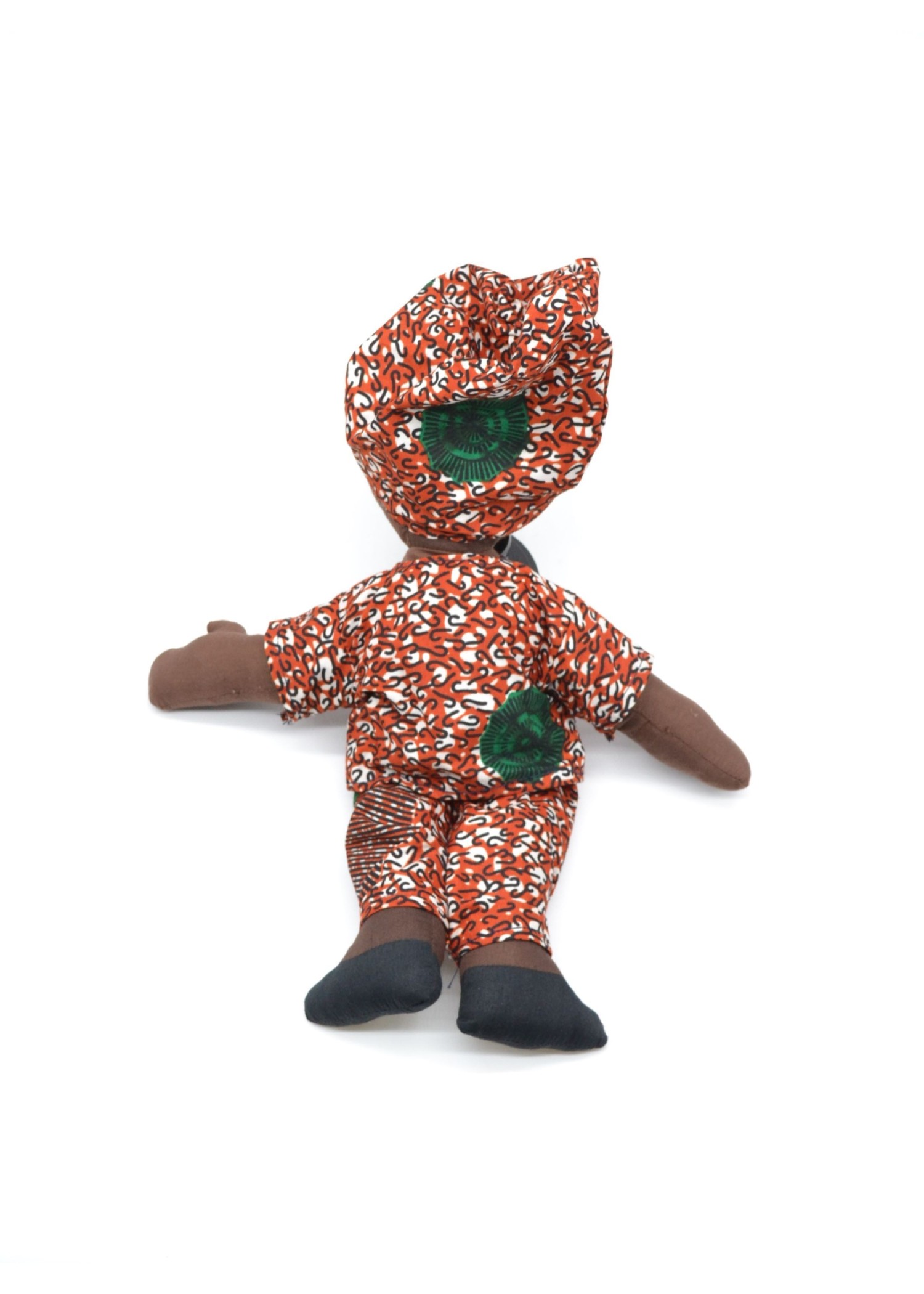 Poupée de chiffon avec habits tissu wax rouge et vert avec bandana