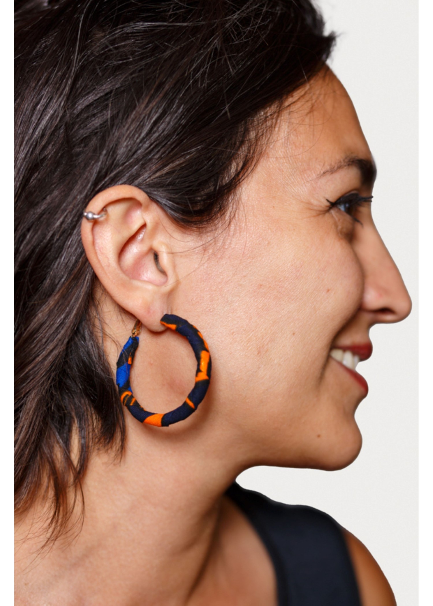 Boucles d'Oreilles Circulaires en Tissu Wax Bleu et Orange Boucles d'Oreilles Circulaires en Tissu Wax Bleu et Orange