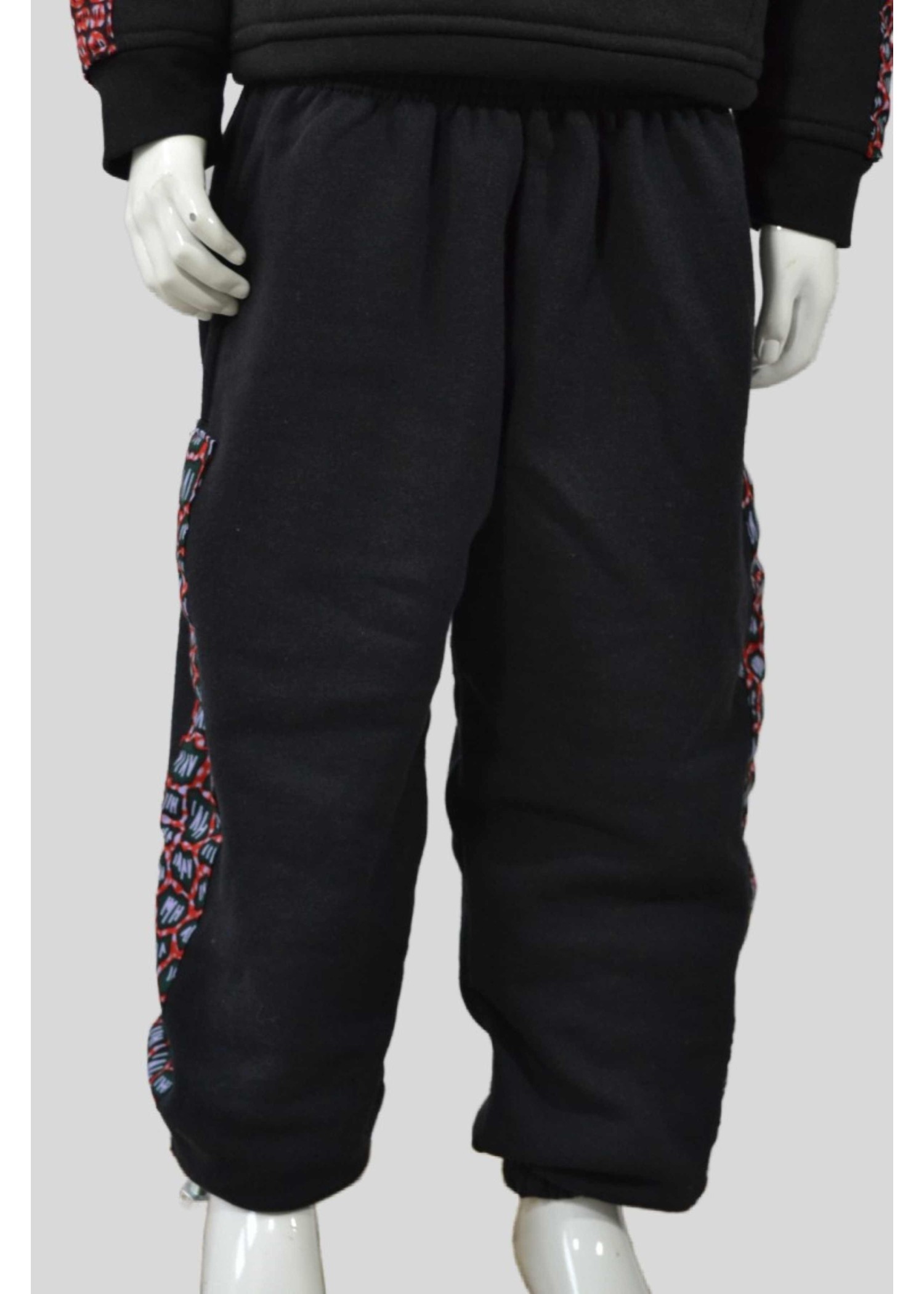 Pantalon de Jogging Enfant Noir Customisé avec tissu Wax motif Léopard Rouge et Vert
