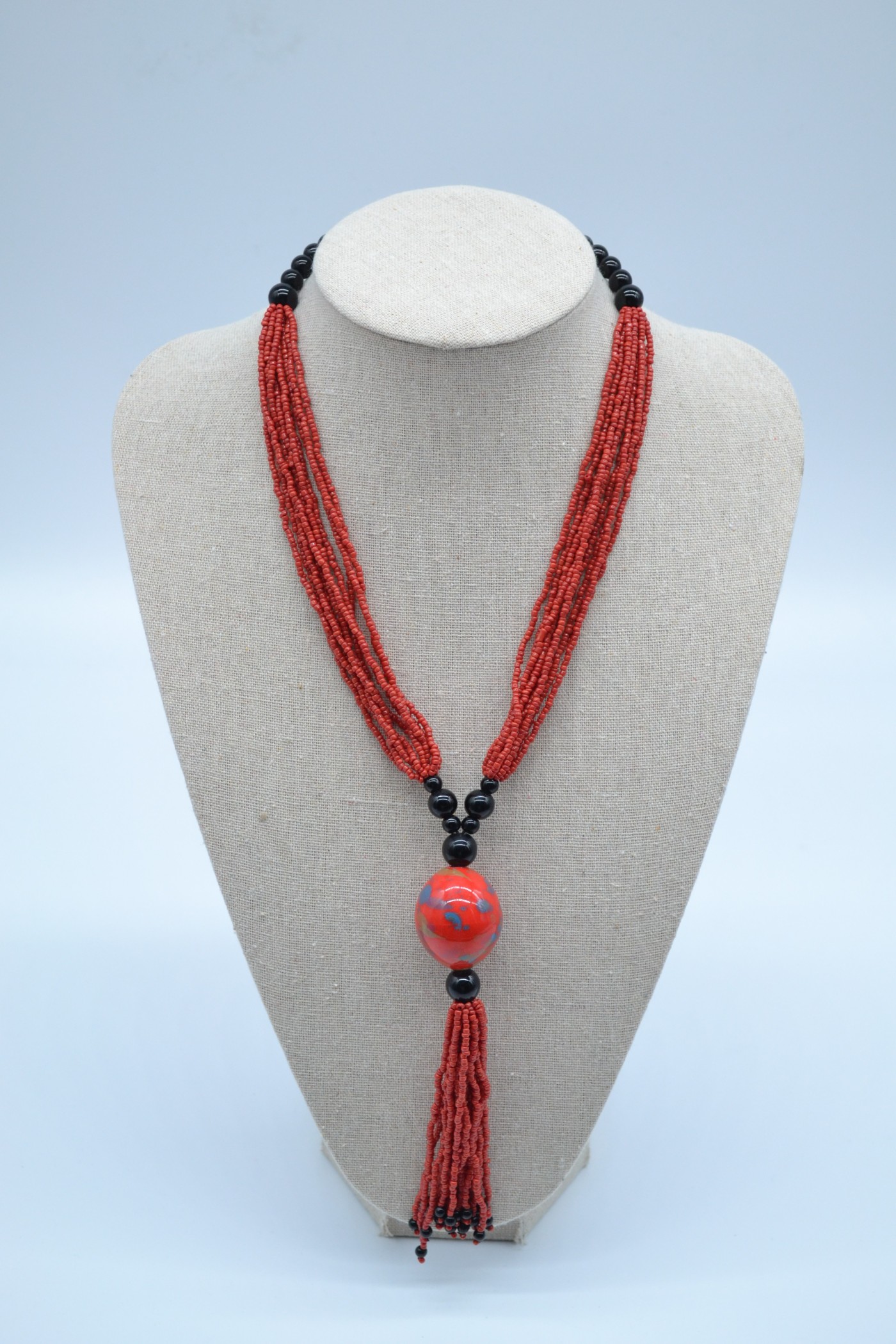 Collier de perles rouge pour femme avec pendentif