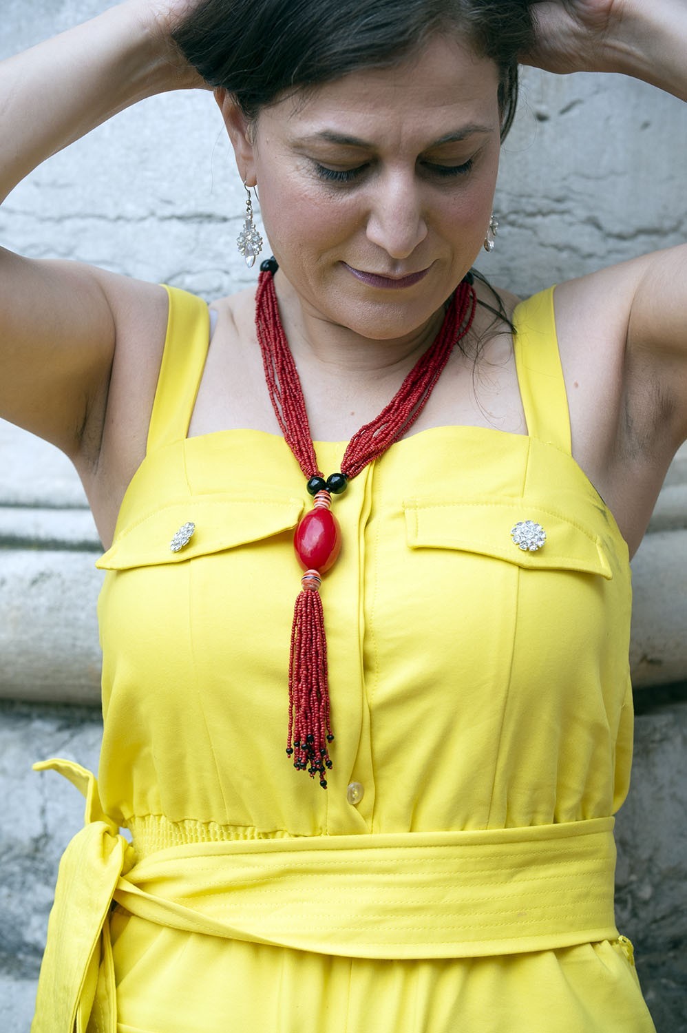 Collier de perles rouge pour femme avec pendentif Collier de perles rouge pour femme avec pendentif