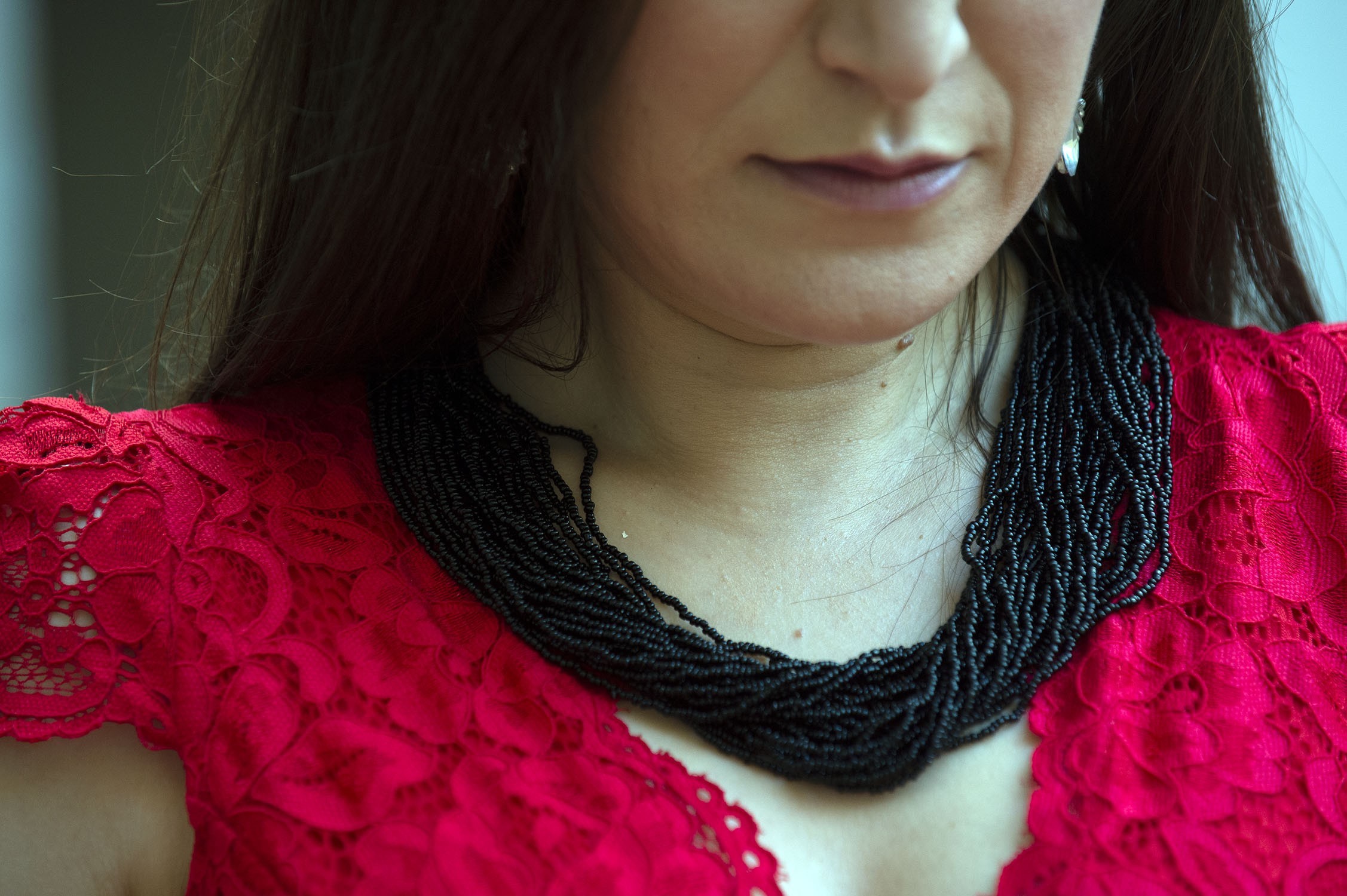 Ensemble de colliers noirs torsadés