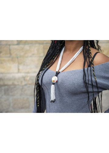 Collier de perles noir et blanc pour femme