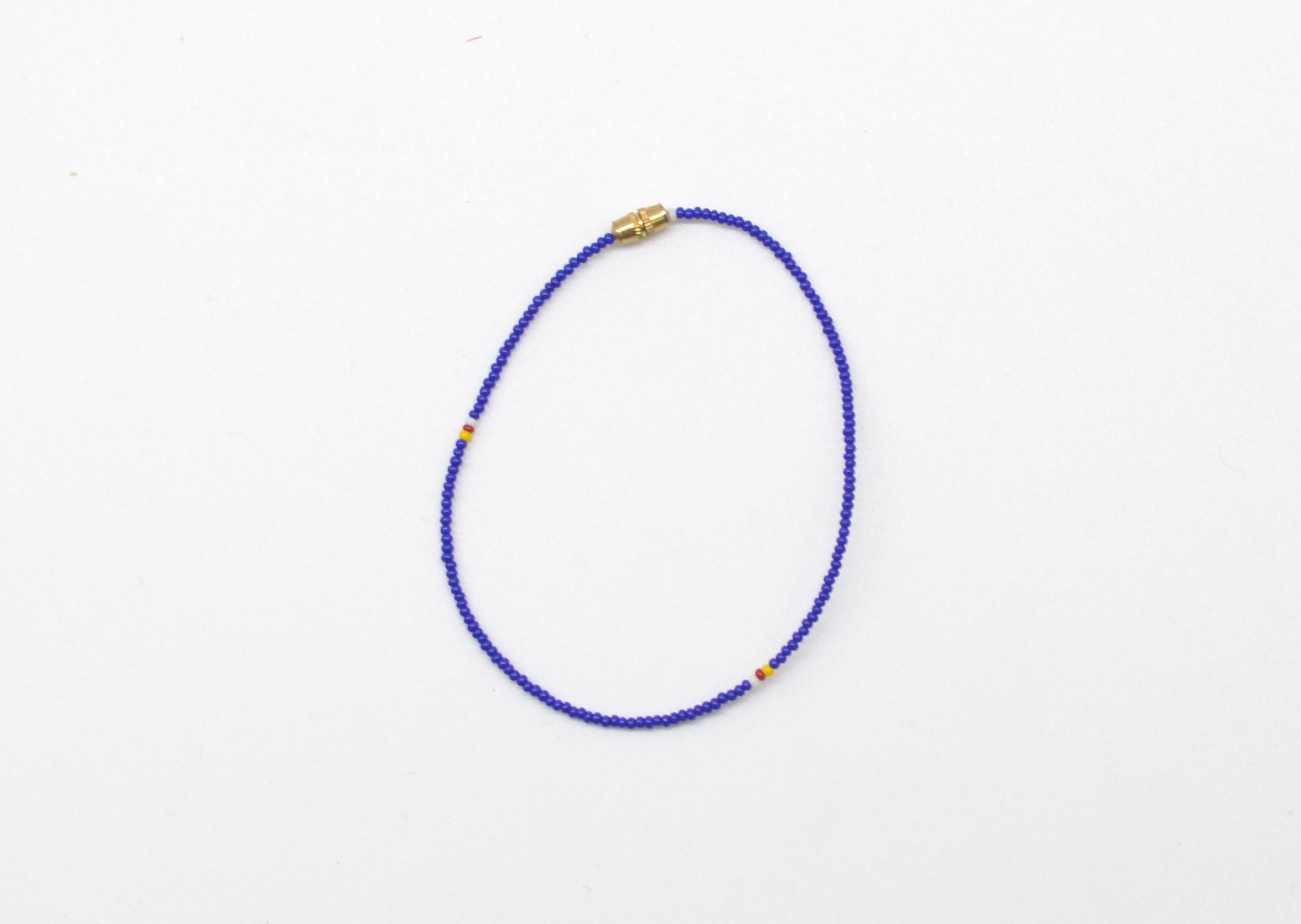 Bracelet de perles mauves pour chevilles