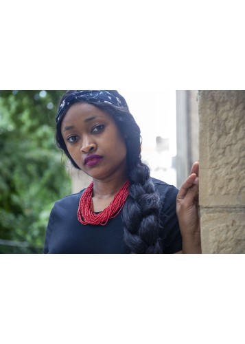 Collier ethnique de perles rouges