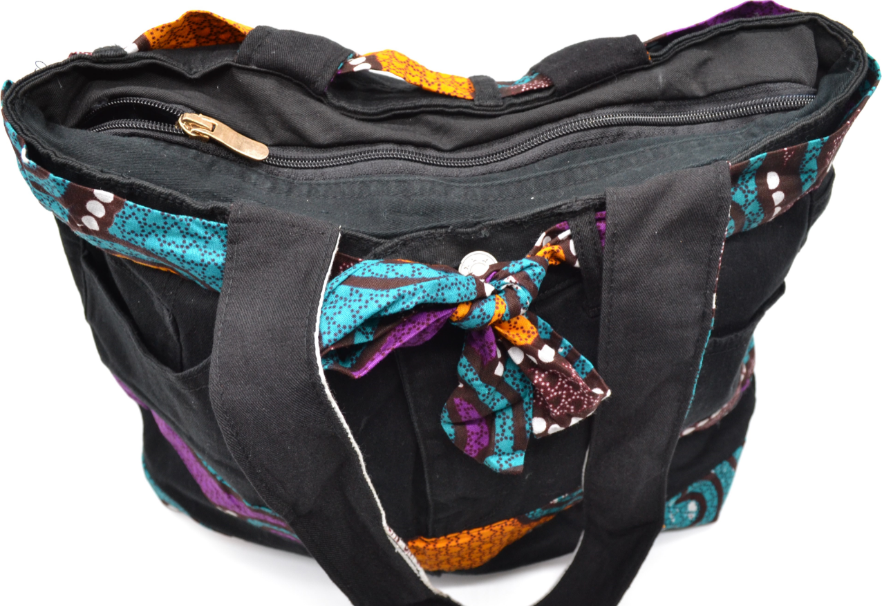 Sac à main en jean customisé