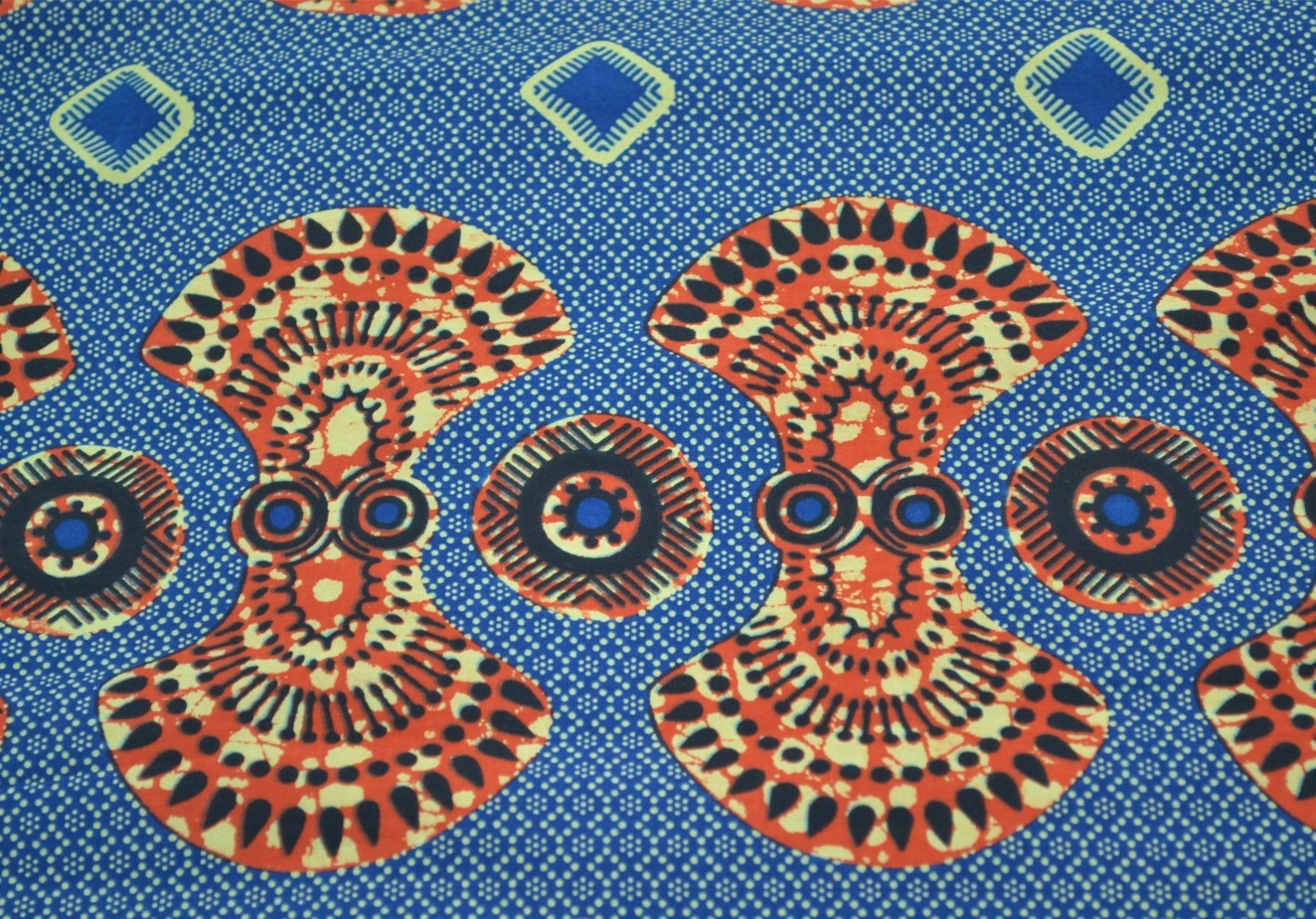 Tissu imprimé Wax de qualité vendu au Mètre - PREMIUM