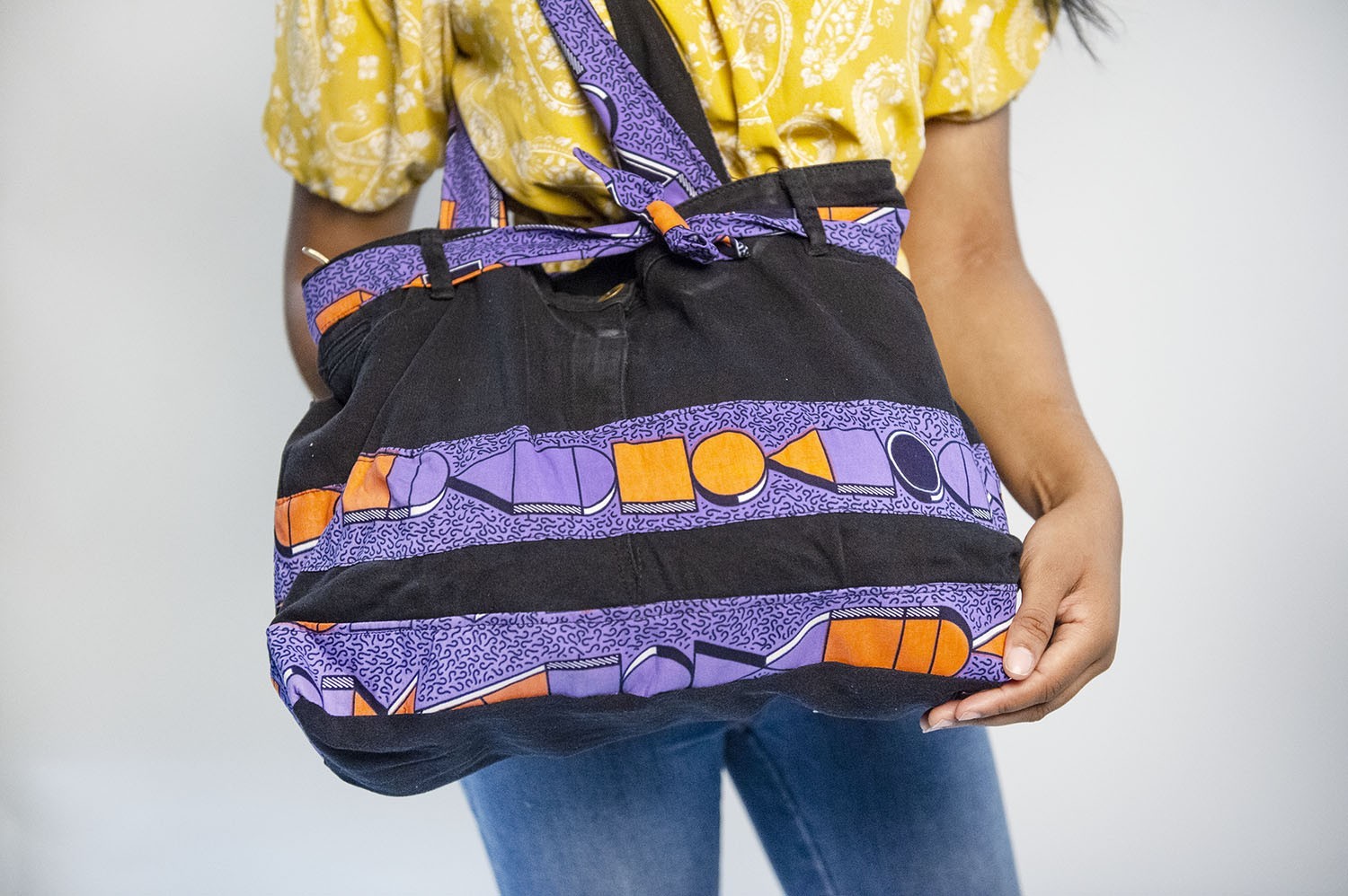 Sac à main en jean customisé et wax