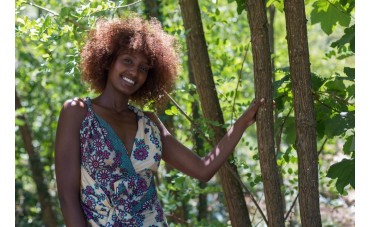 5 Façons Élégantes de Porter le Tissu Wax au Quotidien